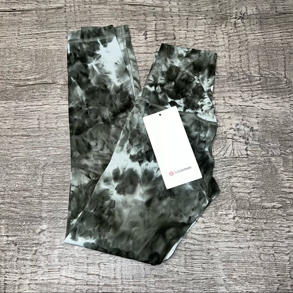 lululemon athletica Pants - NWT lululemon Align Pant 0 Diamond Dye Light Sage Army Green Dark Olive DD5L 25"